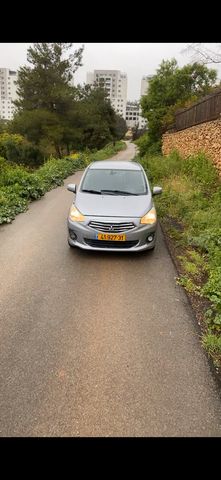 מודעת רכב מיצובישי אטראז'
