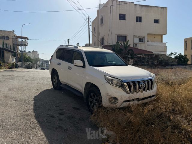 מודעת רכב טויוטה לנד קרוזר