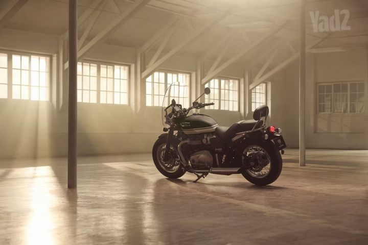 מודעת רכב טריומף Bonneville Speedmaster