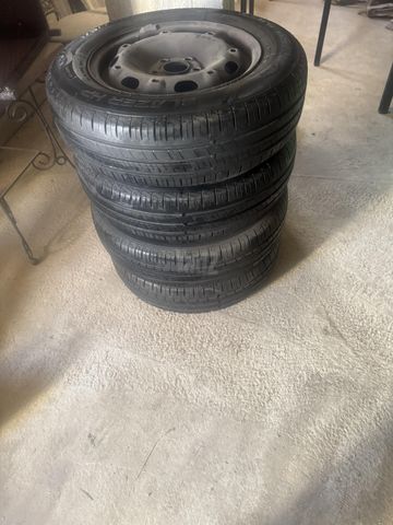 feedItemObj.data.row_1