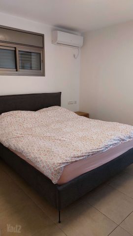 Holon, Israel 5
