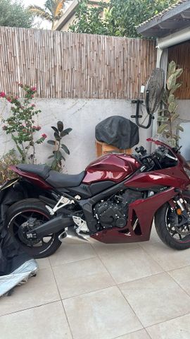 מודעת רכב הונדה CBR650R