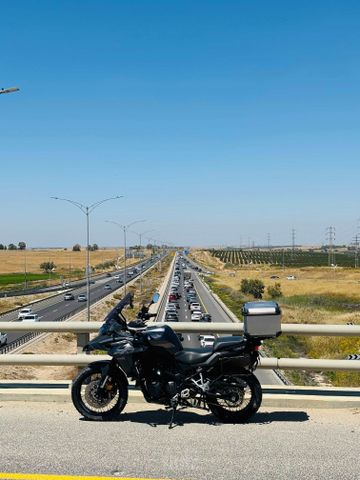 מודעת רכב בנלי TRK502X