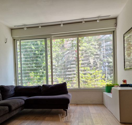 Ramat Gan, Israel 9