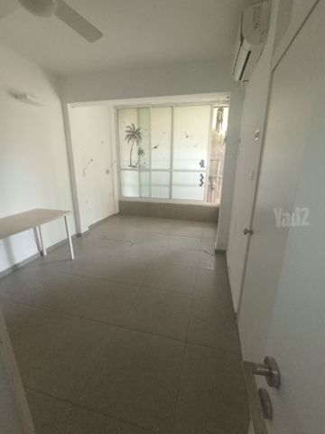 Tel Aviv-Yafo, Israel 7
