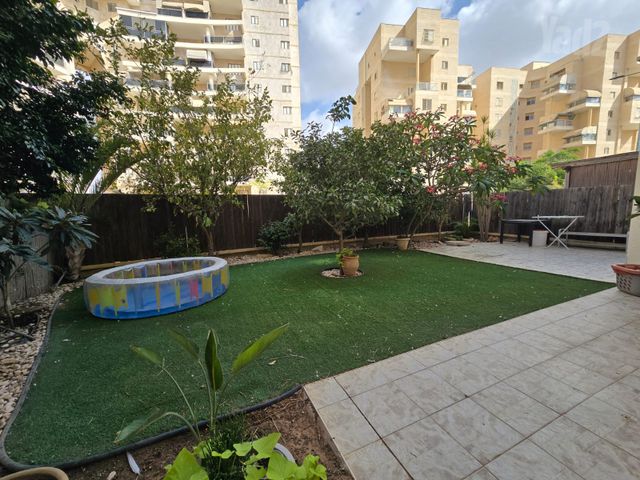בר ניסן 