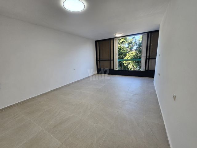 Holon, Israel 2