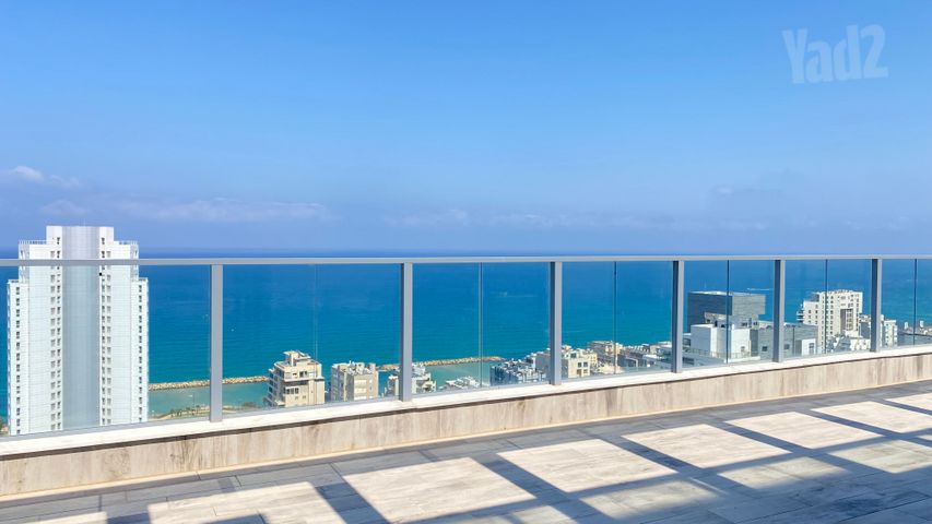 דר' ישראל בורגנסקי 