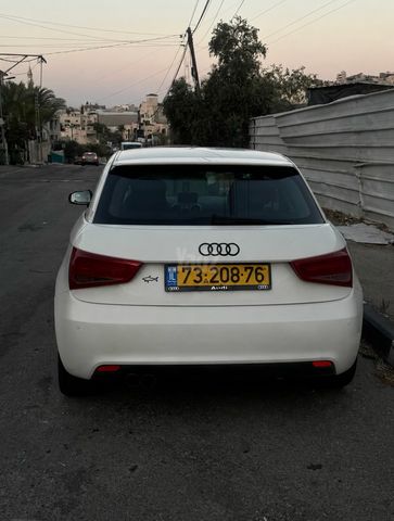 מודעת רכב אאודי A1