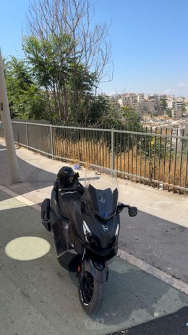 מודעת רכב SWM RS300R