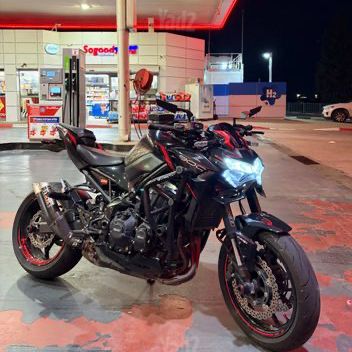 מודעת רכב קאוואסאקי Z900