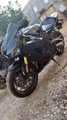 מודעת רכב הונדה CBR600RR