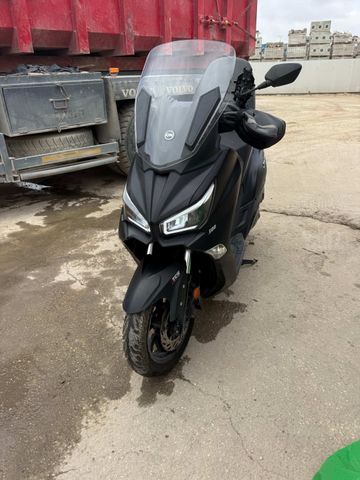 מודעת רכב סאן יאנג ג'וי-מקס Z-300