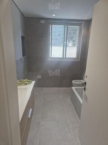 Ramat Gan, Israel 8