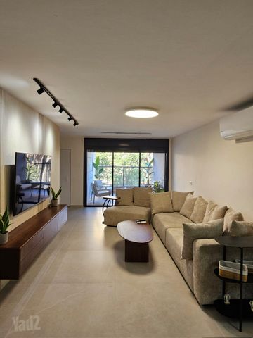 Petah Tikva, Israel 7