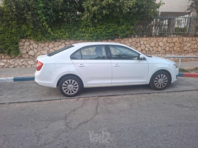 מודעת רכב סקודה ראפיד