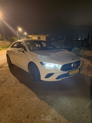מודעת רכב מרצדס-בנץ CLA