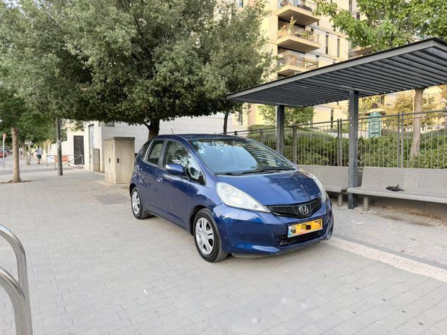 מודעת רכב הונדה ג'אז 