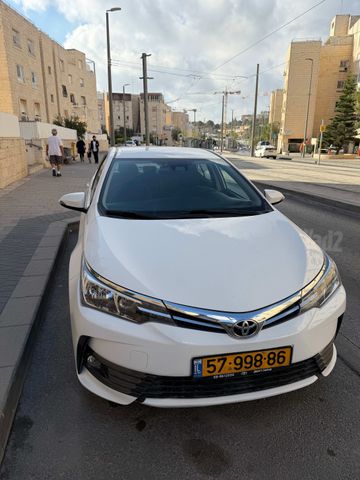 מודעת רכב טויוטה קורולה