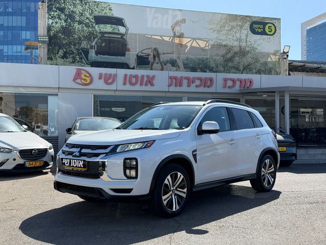 מודעת רכב מיצובישי ASX