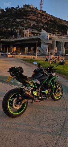 מודעת רכב קאוואסאקי Z900