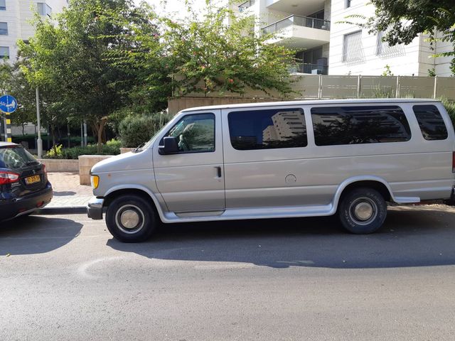 מודעת רכב מיניבוסים ורכבי הסעות