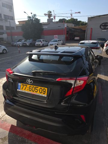 מודעת רכב טויוטה C-HR 2