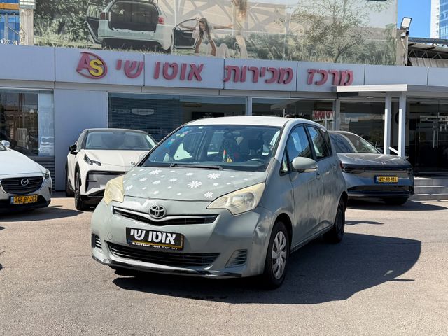 מודעת רכב טויוטה ורסו-S