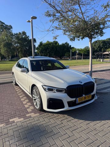 מודעת רכב ב מ וו סדרה 7