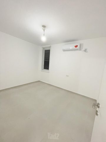 Petah Tikva, Israel 3