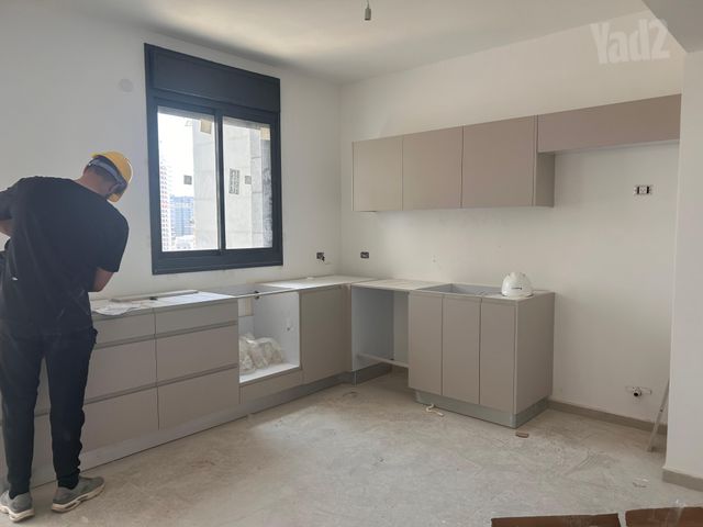 עמרם נעים 1
