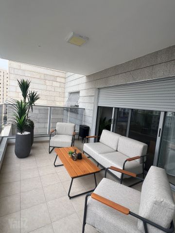 עוגן 1