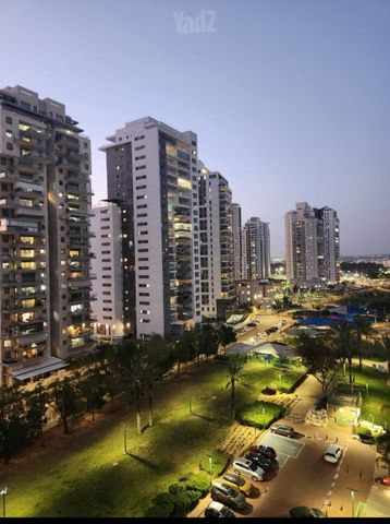 Petah Tikva, Israel 4