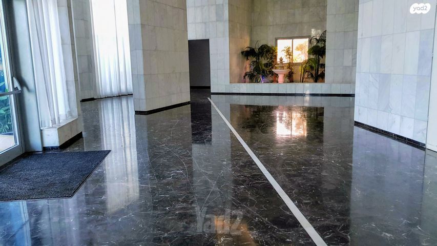 Petah Tikva, Israel 4