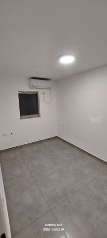 חנה סנש 9