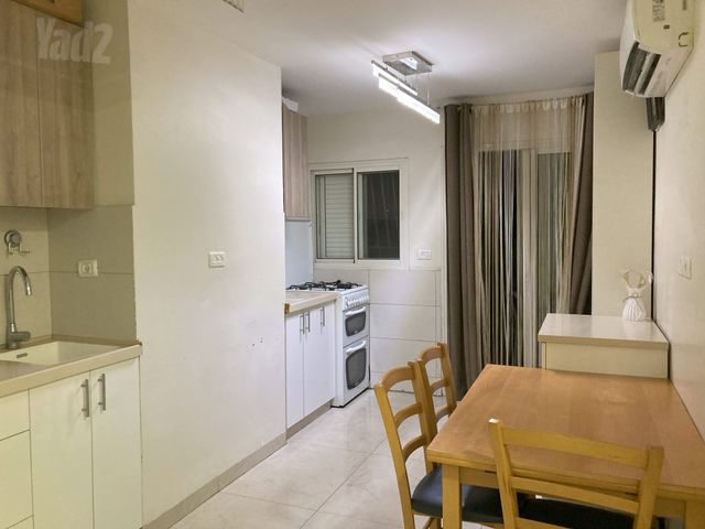 הרב נויפלד 3