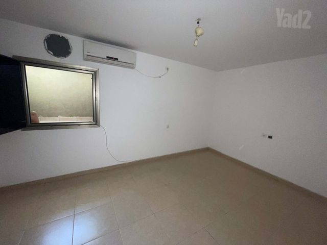 Petah Tikva, Israel 5