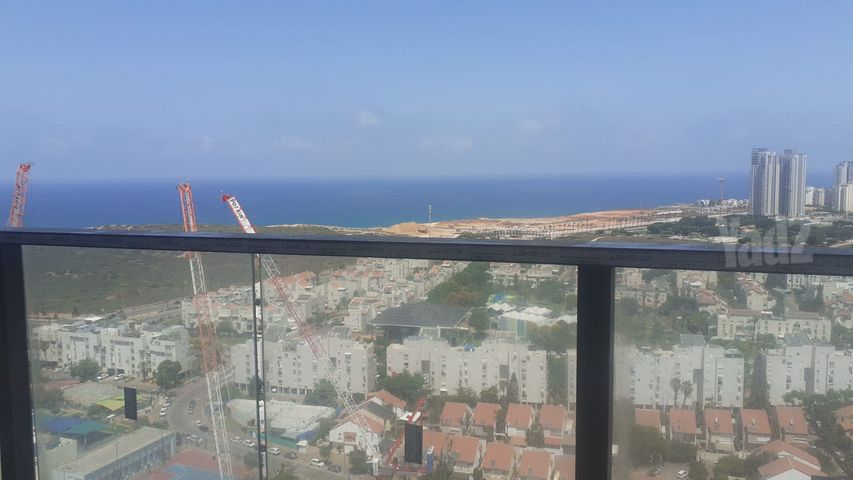 זלמן שניאור 16