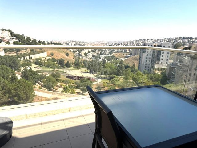 קורץ 