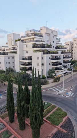 יוסף נקר 