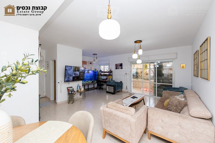 Haifa, Israel 11