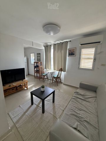 שמעון בר גיורא 