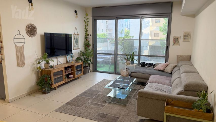 Petah Tikva, Israel 6