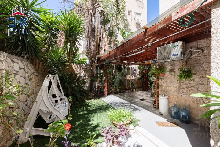 Haifa, Israel 5