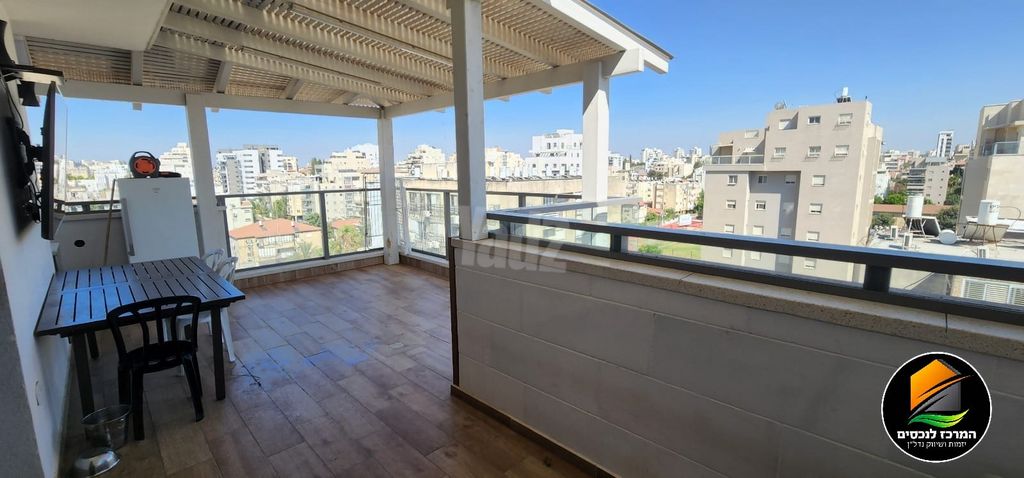 Rehovot, Israel 12