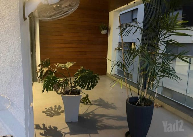 Ramat Gan, Israel 7