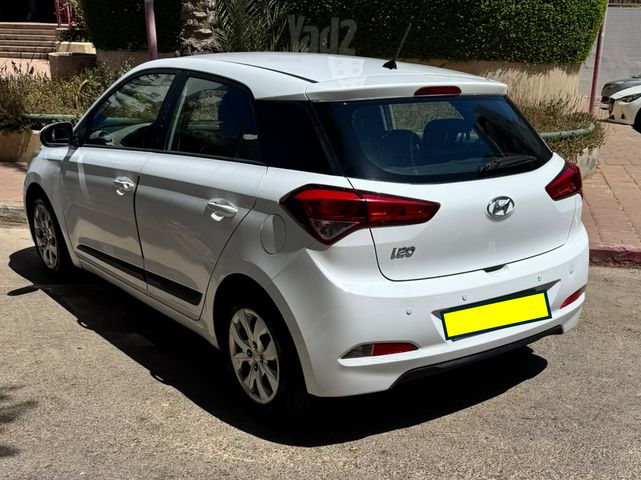 מודעת רכב יונדאי i20