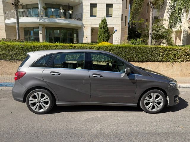 B-class Urban B 180 אוט׳ 1.6 (122 כ״ס)