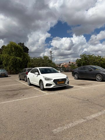 מודעת רכב יונדאי אקסנט i25