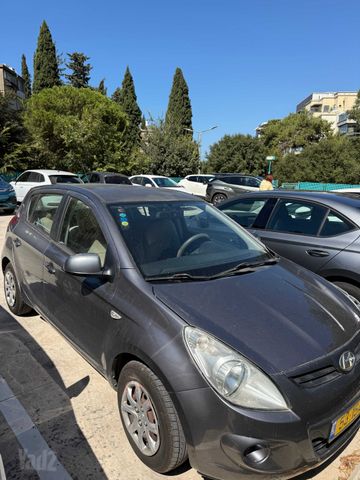 מודעת רכב יונדאי i20